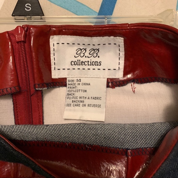 B.B. Collections denim skirt w patent red leather - Picture 3 of 3